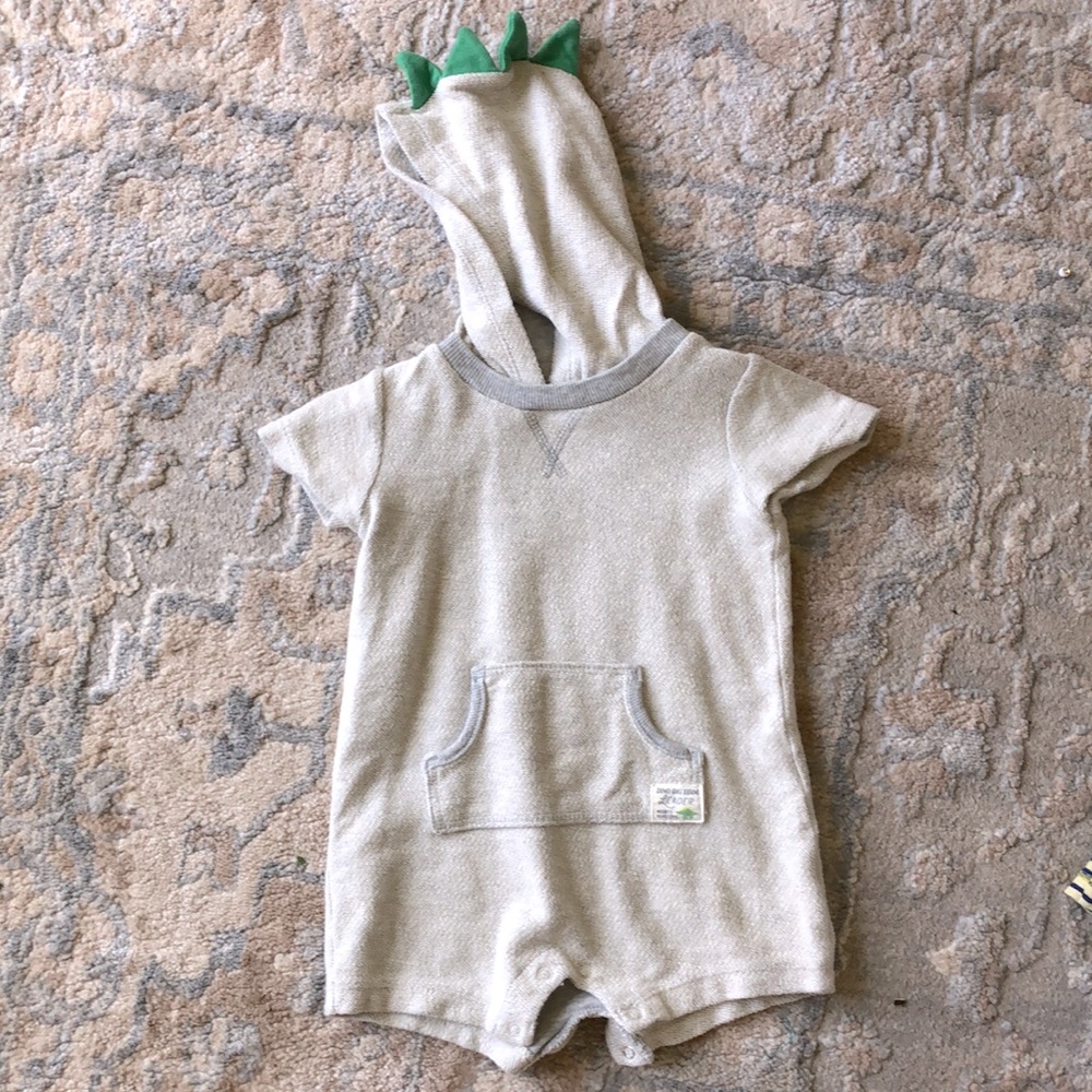 24months Dino romper